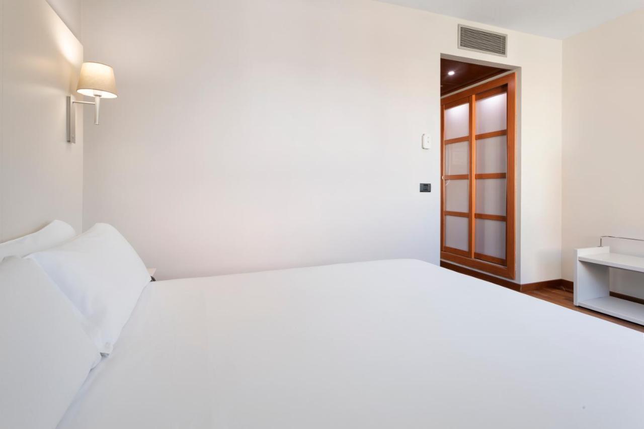 B&B Hotel Elche Eksteriør billede