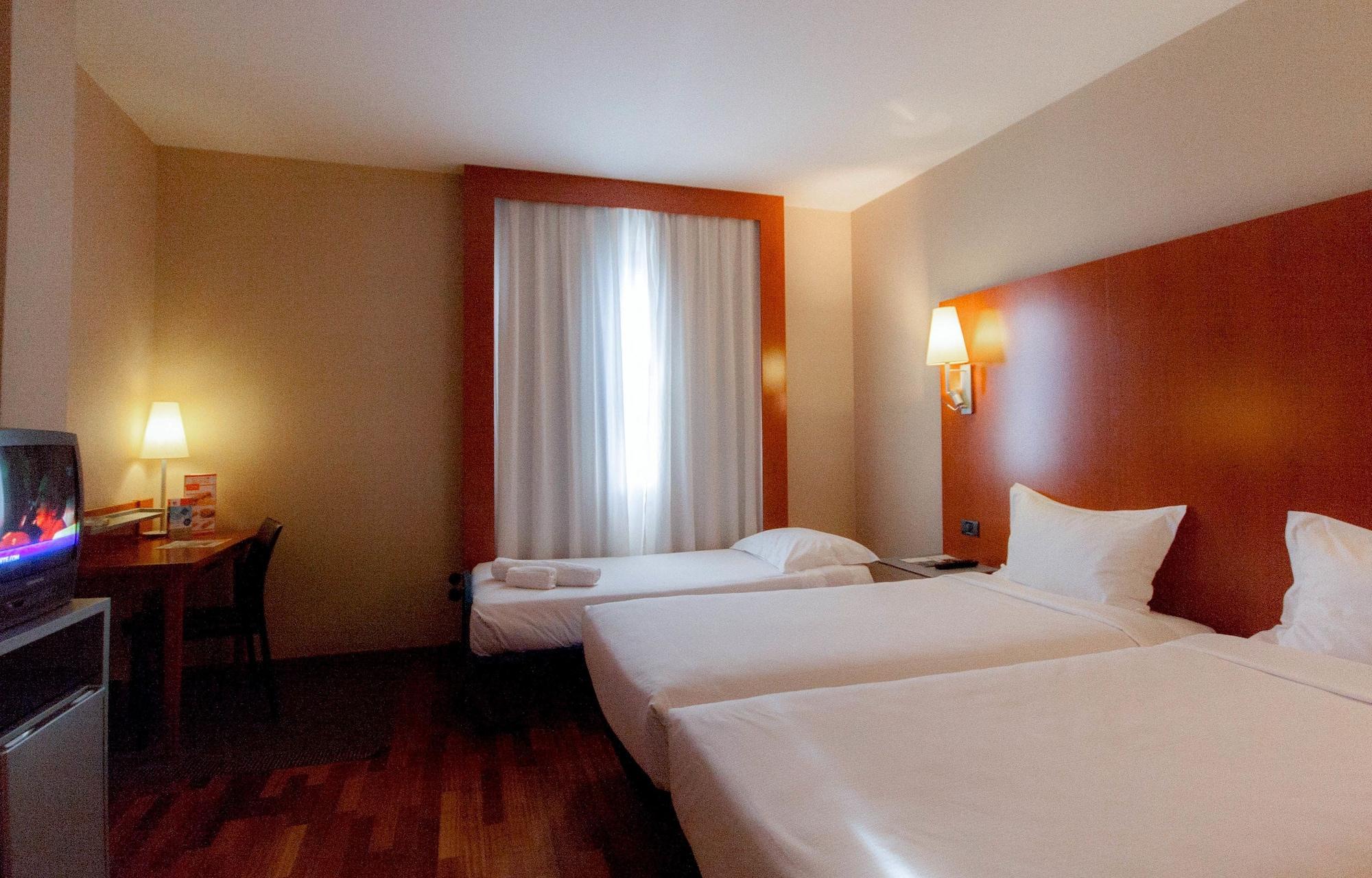 B&B Hotel Elche Eksteriør billede