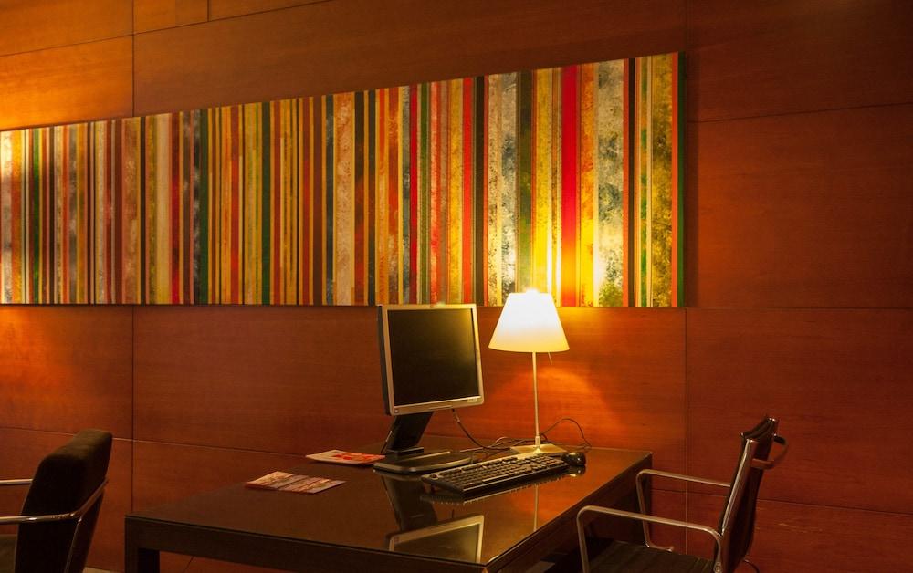 B&B Hotel Elche Eksteriør billede